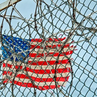 미국 국기 성조기 교도소 감옥