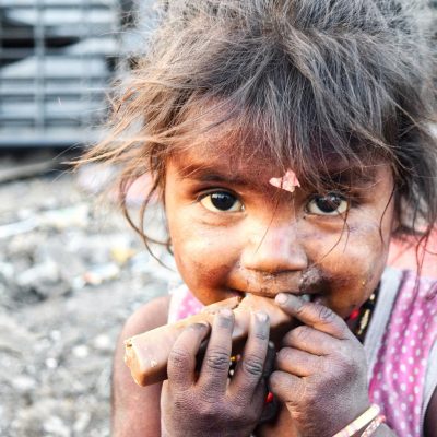 아동 아이 기아 난민 빈민촌